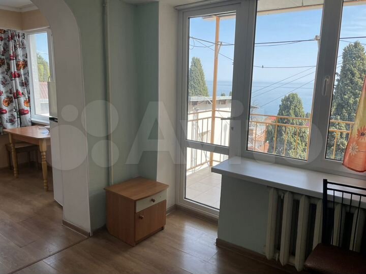 Комната 16 м² в 2-к., 1/2 эт.