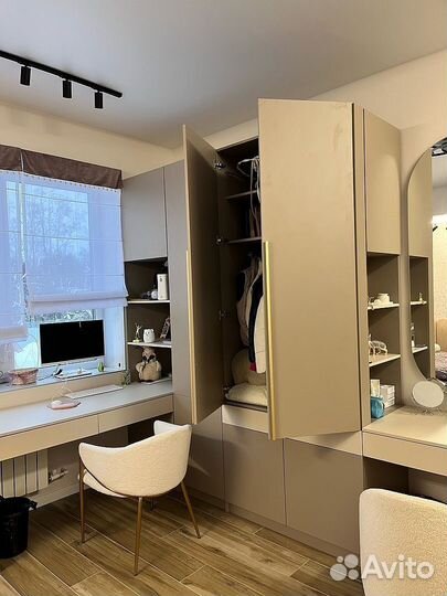 Школьный стол со шкафом в рассрочку