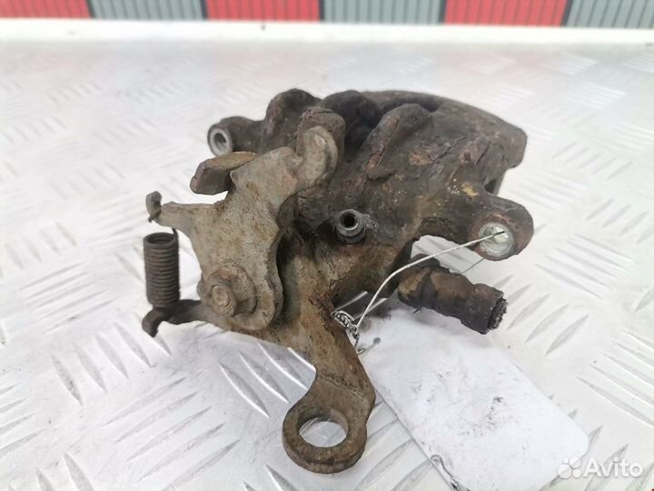 Суппорт задний левый для Ford Focus 1 1478419