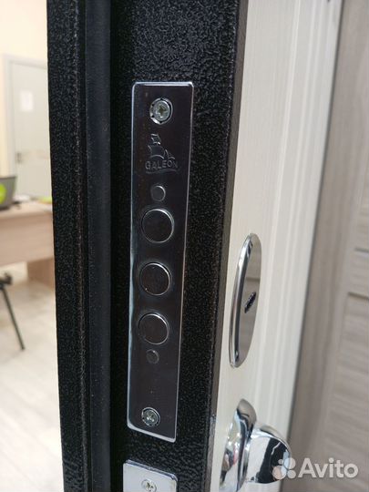 Входная дверь Афина