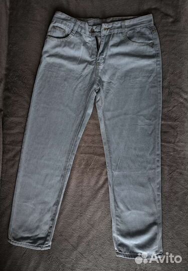 Летние светлые джинсы