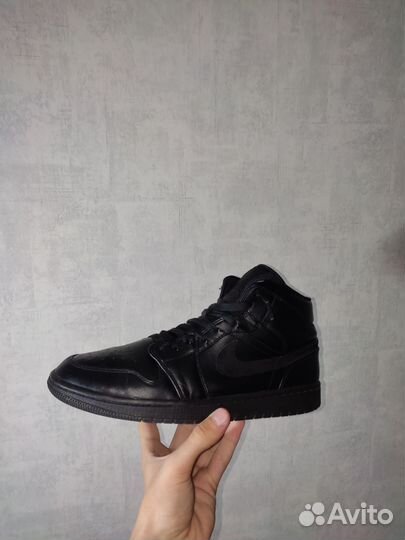 Nike air jordan 1 mid оригинал