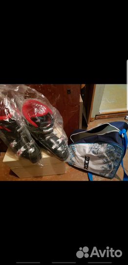 Горнолыжные ботинки,сумка для горнолыжных ботинок