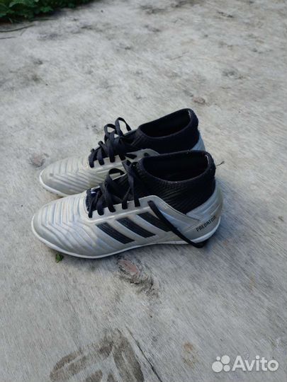 Футзалки adidas predator