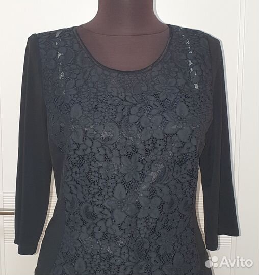 Костюм женский гипюровый