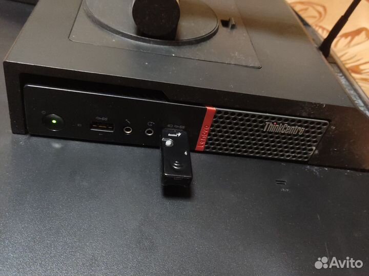 Lenovo ThinkCentre M715q
