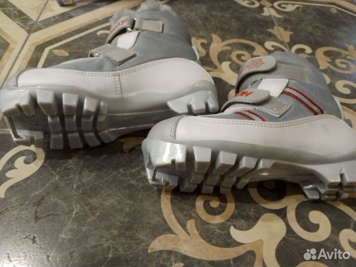 Лыжные ботинки детские