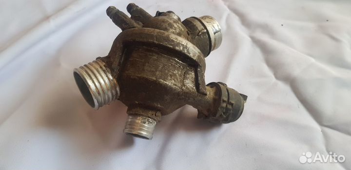 Bmw 525I E60 N52B25A Термостат