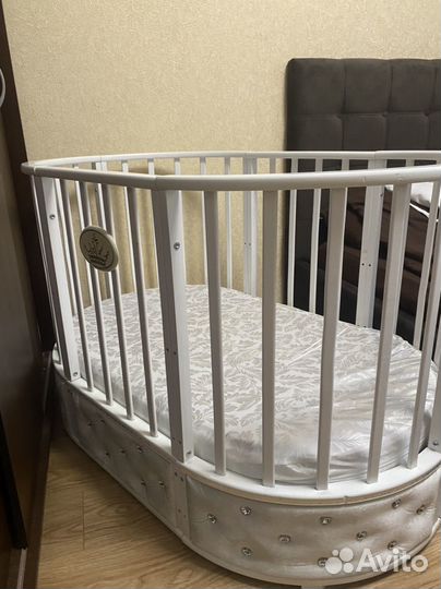 Кровать трансформер для новорожденных и комод