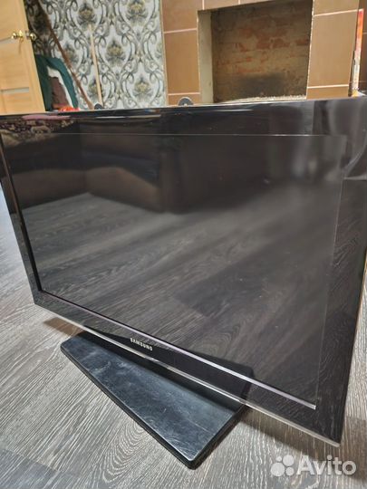 Телевизор samsung