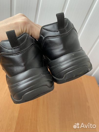 Женские кроссовки pierre cardin черные 38