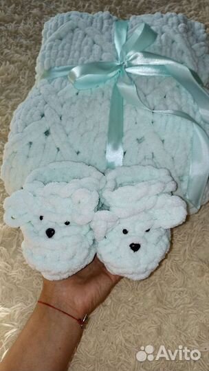 Плед и пинетки из alize puffy