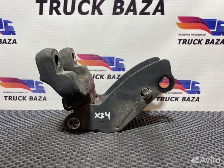 Кронштейн торсиона кабины левый Daf XF106