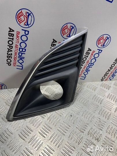 Рамка противотуманой фары левой Chevrolet Cruze