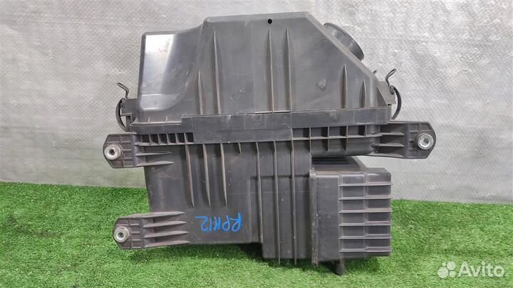 Корпус воздушного фильтра Lexus RX400H 2007