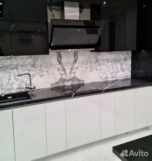 Прямой кухонный гарнитур современный