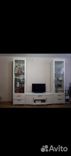 Стенка в гостиную