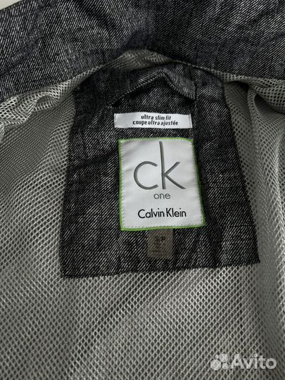 Ветровка мужчкая Calvin Klein S