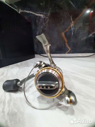 Катушка Shimano Twin power