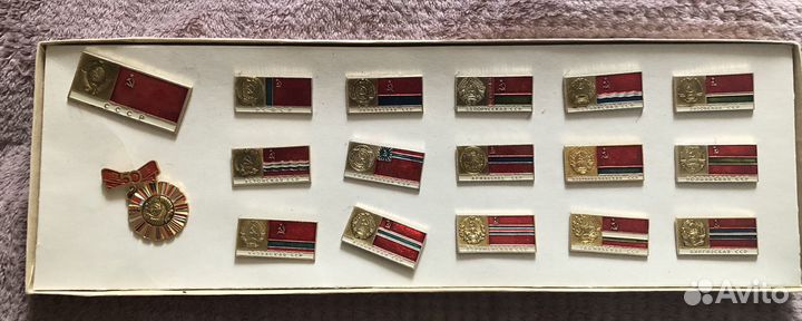 Значки СССР/ Корабли-герои