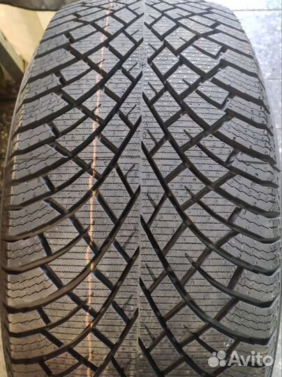 Nokian Tyres Hakkapeliitta R5 SUV 275/40 R21 и 315/35 R21