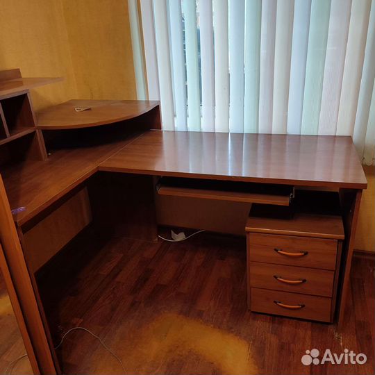 Компьютерный стол бу