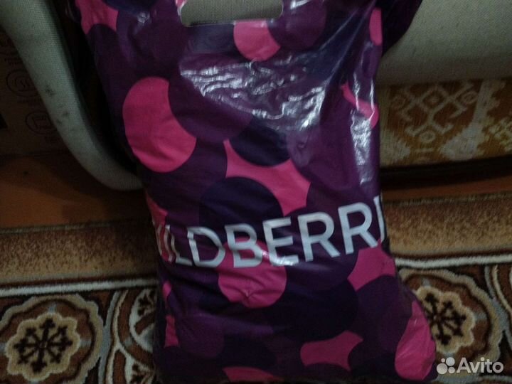 Вещи для беременных и кормящих