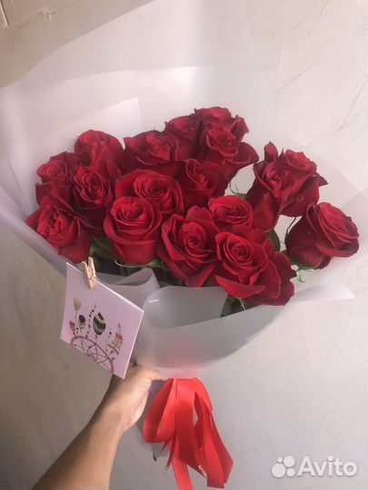 Букет 15 красных роз