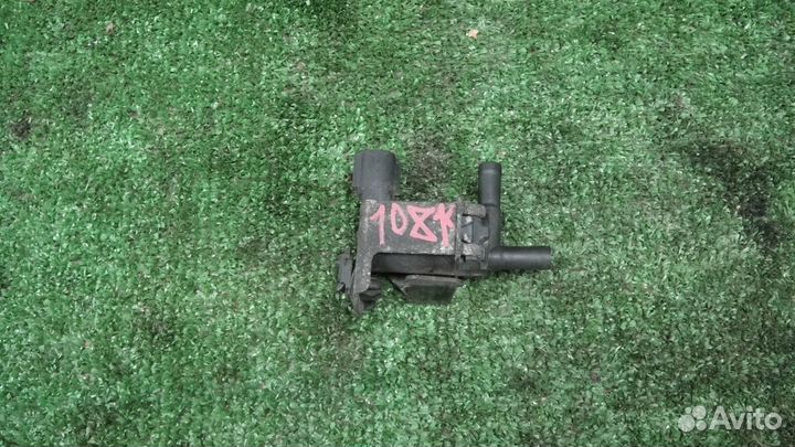 Клапан вакуумный