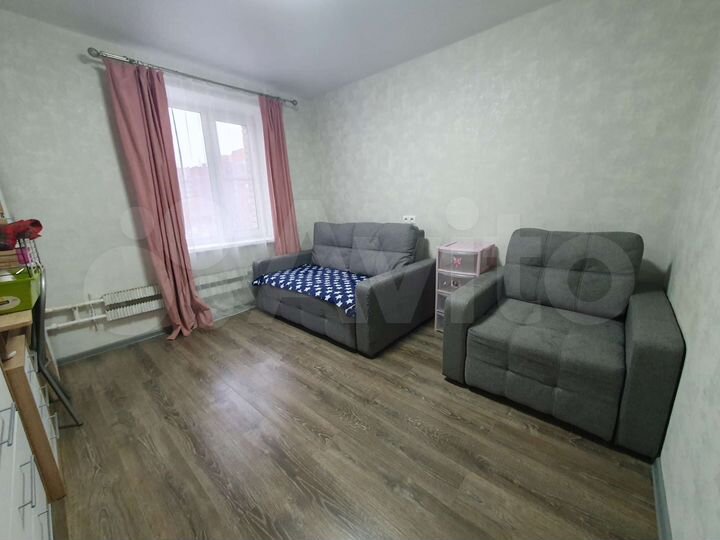 2-к. квартира, 42 м², 4/9 эт.
