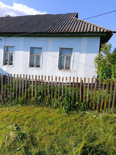 Дом 60 м² на участке 12 га