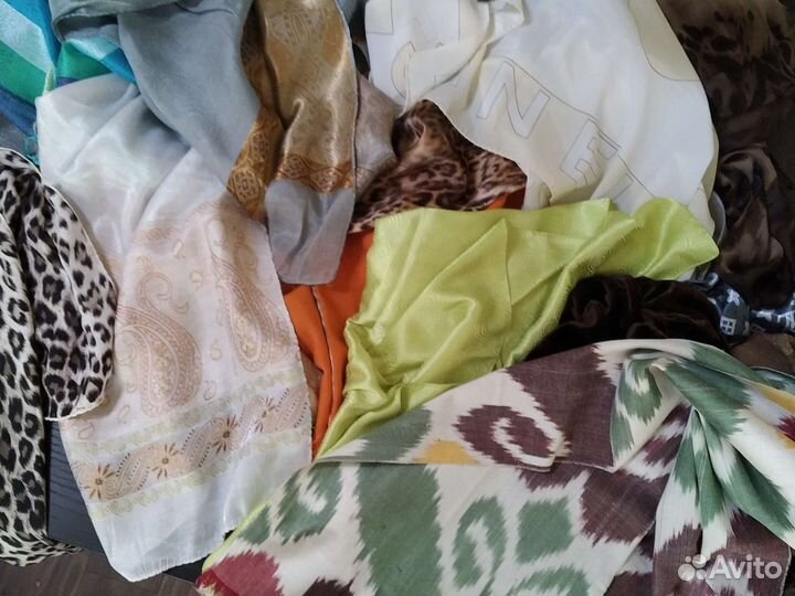 Шарфы платки палантины