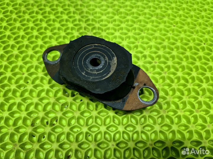 Опора кпп Renault Arkana 112205FA0A