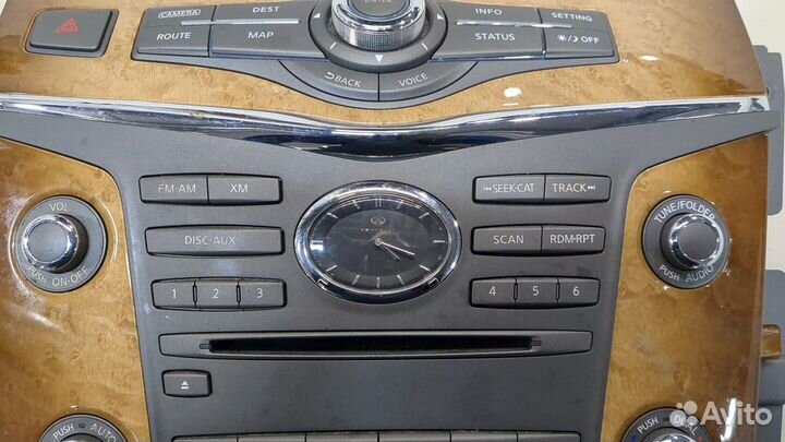 Панель управления магнитолой Infiniti QX56