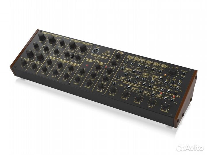 Behringer K-2 аналоговый синтезатор
