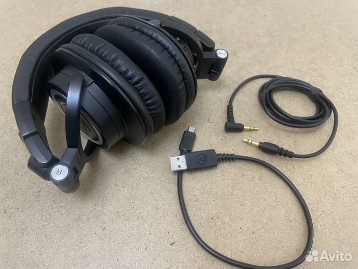 Audio technica ath m50xbt