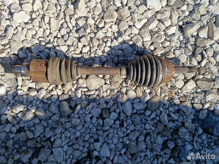 Приводной вал левый Geely mk