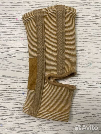 Бандаж на голеностопный сустав