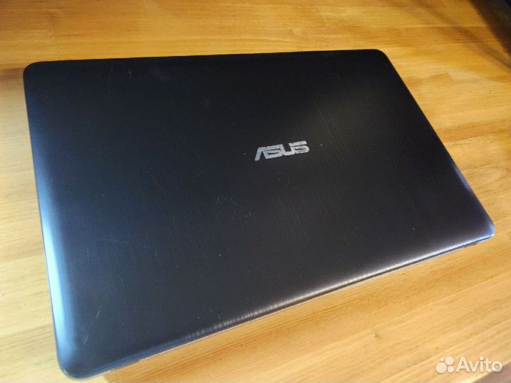 Ноутбук asus