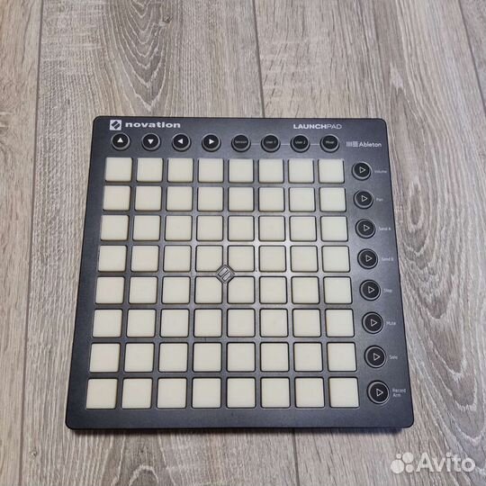 Novation launchpad MK2