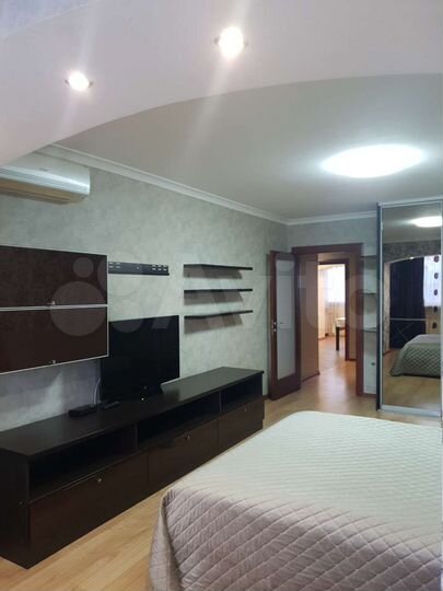 2-к. квартира, 85 м², 2/5 эт.