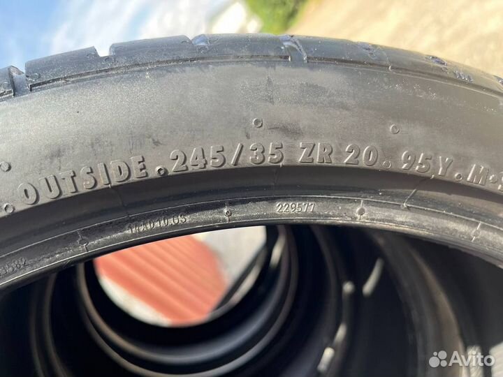 Continental ExtremeContact DWS 245/35 R20 и 275/30 R20 95Y