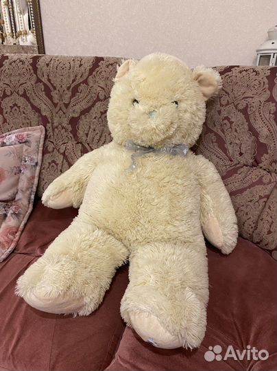 Плюшевый медведь большой