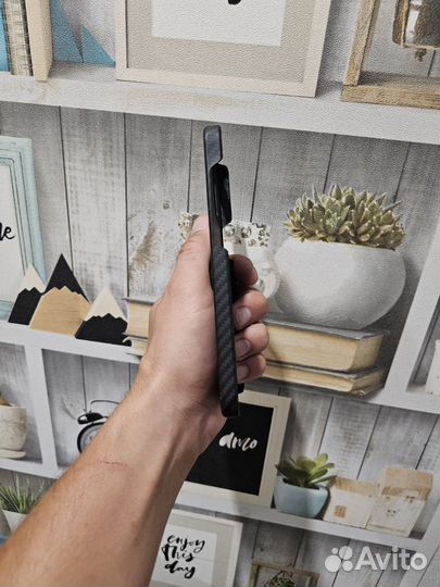 Pitaka MagEZ Case 2 for iPhone 13 Pro Max