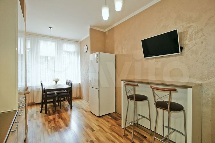 3-к. квартира, 95,4 м², 2/11 эт.