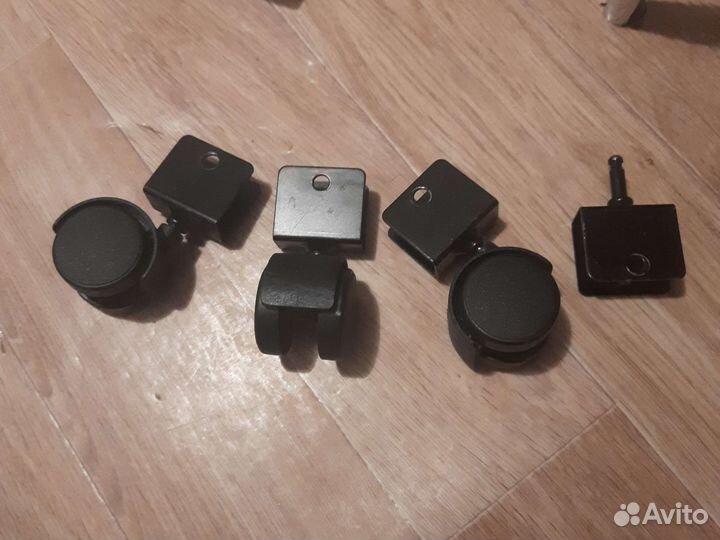 Крутящиеся мебельные колеса 3 шт