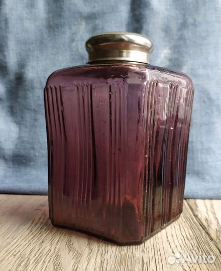 Чайница. Чайная баночка