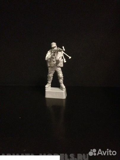 Миниатюра Три Богатыря 5016 1/35