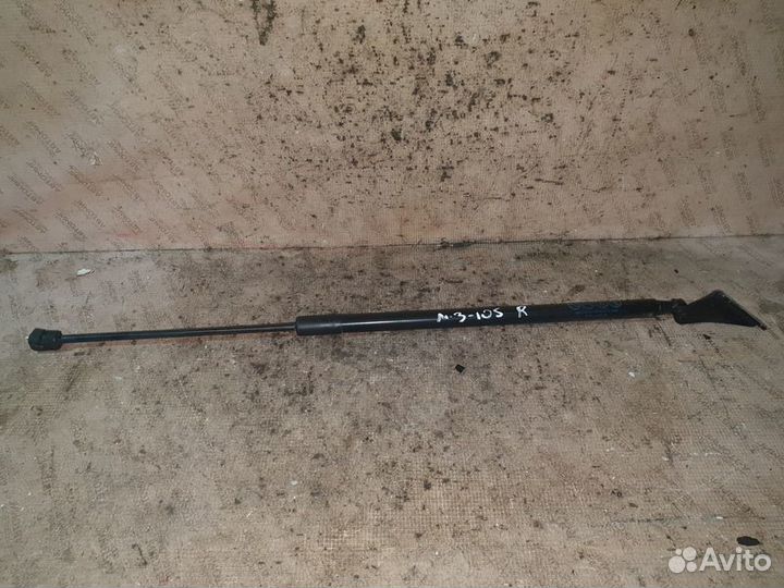 Амортизатор двери багажника Mazda 3 BM мазда