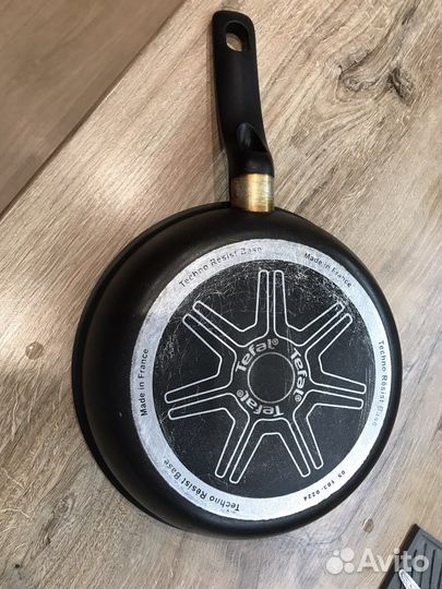 Крышка на сковороду fissman и Сковорода tefal